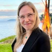 Christina Kummer's Instagram, Twitter & Facebook