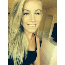 Caroline Andersen (@CarolineAndersn)