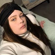 Becky Carr (11027bunny)