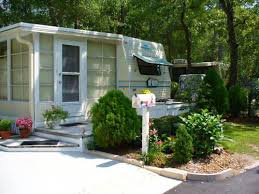 Myrtle Beach Travel Park Rv With Sunroom On Permanent Leased Lot For Sale In Myrtle Beach South Carolina Classified Americanlisted Com