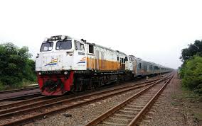 Apa yang dibuat dengan kereta 2010. Argo Bromo Anggrek Wikipedia