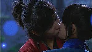 The 10 Hottest Kdrama Kisses Kdrama Gu Family Book Korean Drama