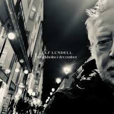 Förutom måleri, grafiska blad och affischer finns även visst urval av ulf lundells böcker och skivor (signerade). Ulf Lundell Spotify