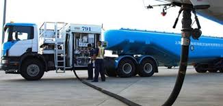 اجابة سؤال البنزين والديزل والكاز ووقود الطائرات والاسفلت والفحم تعرف بـ ___ البترول جواب على الشاشة : Ø§Ù„ÙˆÙ‚ÙˆØ¯ Ø§Ù„Ù…Ø³ØªØ®Ø¯Ù… ÙÙŠ Ø§Ù„Ø·Ø§Ø¦Ø±Ø©