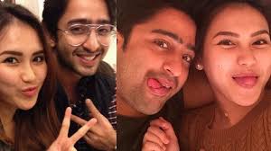 Millennials is a generation who grew up with computers. Ulah Ayu Ting Ting Dan Shaheer Sheikh Di Ig Bikin Heboh Ibu Bilqis Si Aktor Berbalas Komentar Banjarmasin Post