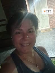 ELLIE ⁣😍 ⁣ 6 WEEKS into Bikini Build 🔥⁣ ⁣ “Wins/Lessons: I think the  biggest lesson for me has been that every little effort adds up. I used to  have an all