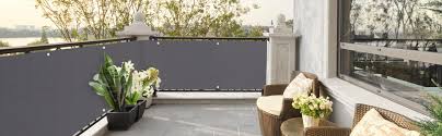 Balkon und garten mit einem stoff vor blicken und wetter zu schützen ist unser fachgebiet. Amazon De Sekey Balkon Sichtschutz Balkonabdeckung Balkonsichtschutz Balkonverkleidung Blickdichte Windschutz 90 X 600cm Mit Osen Nylon Kabelbinder Und Kordel 100 Privatsphare Anthrazit