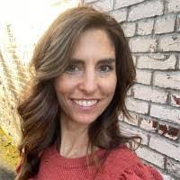 Lisa Sarver's Instagram, Twitter & Facebook