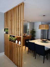 Ini adalah contoh penerapan interior ruang tamu tanpa sekat desain interior rumah minimalis tanpa sekat stylish 24. 9 Inspirasi Gambar Partisi Kayu Tercantik Yang Bikin Rumah Kamu Estetik