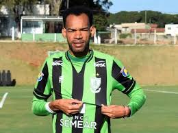 Founded in 1912, the club preserves its name and crest since. Internacional Teve Zagueiro Do America Mg No Radar Ate O Inicio Do Mes