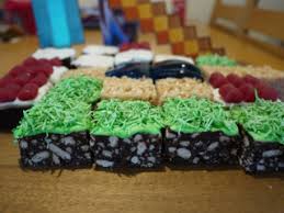 Google Image Result For Http 3 Bp Blogspot Com Z7uzid2 4os T8y1lw3gvqi Aaaaaaaaac0 Ynsdrvll6ce S1600 Minecraft Birthday Minecraft Party Food Minecraft Food