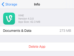 Here Are A Few Easy Ways To Clear Up Space On Your Iphone Iphone Storage Iphone App