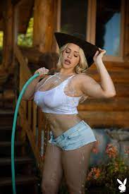 Mia Malkova In Get Your Kicks - MiaM01_0035 Porn Pic - EPORNER