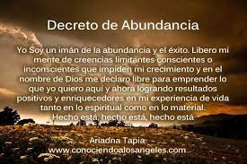 Tu tarea es manifestarla a través del. Decreto De Abundancia Decreto De Abundancia Afirmaciones Decretos De Prosperidad