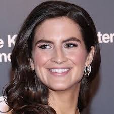 Rebecca Hatton's Instagram, Twitter & Facebook