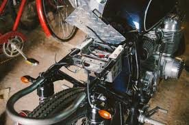 Danny Escobar Cb750 Cafe Racer Custom Battery Box
