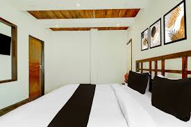 Collection O Charing Cross Ooty Hotel: Reviews, Price, Photos, Address