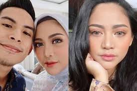 Berdasarkan biodata niko al hakim yang beredar di internet, diketahui ia menikah dengan rachel vennya sejak 2017. Perceraiannya Dengan Rachel Vennya Baru Seumur Jagung Niko Al Hakim Langsung Terang Terangan Pamer Gandengan Baru Sampai Bikin Netizen Naik Darah Idih Sok Ganteng Lu