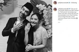 Ucapan ulang tahun untuk ibu bahasa sunda. Prilly Latuconsina Dan Reza Rahadian Tunangan Matamata Com
