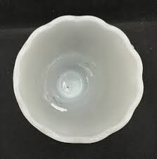 Vintage Anchor Hocking Milk Glass Tear Drop & Pearl Patten Scallop Edge  7.25"