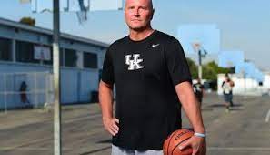 Rex Chapman Exits Kentucky Basketball Pregame Barrett Media