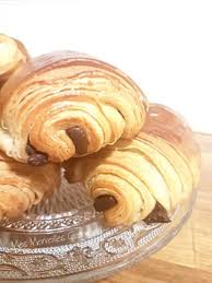 Epingle Sur Pate Feuilletee Pain Au Chocolat