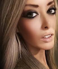 Corina Taylor's Instagram, Twitter & Facebook