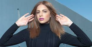 كلمات اغنية اللي قادرة آمال ماهر 2020 مكتوبة كلمات اغنية مسلسل ليه لأ آمال ماهر 2020 #آمال_ماهر #اللي_قادرة #ليه_لأ الكلمات: Rincrofynuoutm