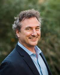 Kenneth Guest's Instagram, Twitter & Facebook