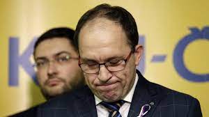· je vhodné v současné situaci . Predseda Lidovcu Vyborny Po Nahlem Umrti Manzelky Rezignoval Novinky Cz
