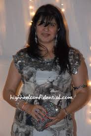 Golmaal Returns Cast Celebrate Diwali Archives High Heel Confidential Golmaal returns is a 2008 bollywood comedy film directed by rohit shetty. golmaal returns cast celebrate diwali