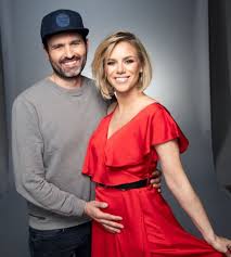 Sandra kuhn und elena bruhn erwarten ihr zweites kind. Explosiv Rtl Moderatorin Sandra Kuhn Ist Schwanger Elena Bruhn Auch