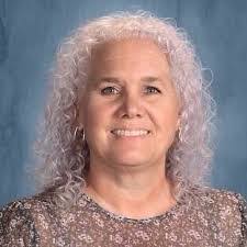 Angela Earp's Instagram, Twitter & Facebook