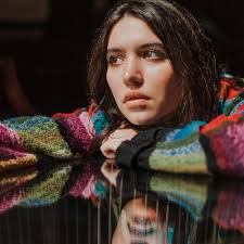 vivi rincon Lyrics, Songs, and Albums