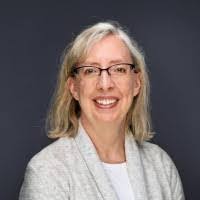 Mirna Nolasco's Instagram, Twitter & Facebook