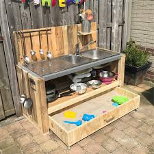Mud Kitchen Diy Met Zandbakla In 2020 Mud Kitchen Outdoor Play Kitchen Mud Kitchen For Kids