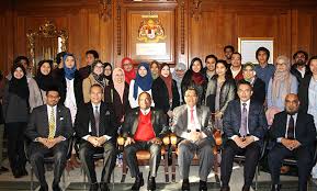 Malaysia has a high commission in london, and the united kingdom has a high commission in kuala lumpur. London Central Mosque Trust Ltd The Islamic Cultural Centre