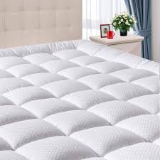 Top 10 Best Pillow Top Mattress Pads In 2020 Reviews Best10az Best Cooling Mattress Pillow Top Mattress Pad Pillow Top Mattress