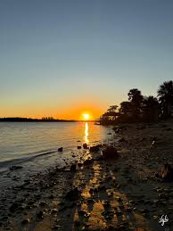 Splendid Saturday Sunrise 🌞 This morning I was reminded to focus