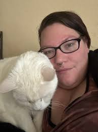 Hello from Fresno! :D Would any ladies like to chat?