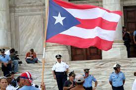The christian flag is designed to represent all of christianity, but flown mainly by protestant churches in north america, africa, and latin america. Flagge Puerto Ricos Wikipedia