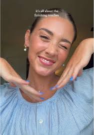 Ngenyine by Knowless Ft Yvery