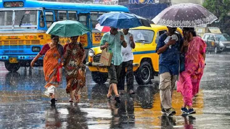 IMD Weather Forecast: Heavy Rainfall, Thunderstorms Warning in Nine Districts in West On July 9