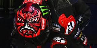 The japanese manufacturer moved early to prevent last season's rookie of the year being poached by a rival, after rossi said he wasn't ready to commit to racing in 2021. 100 Prozent Adrenalin Quartararos Gefuhl Wenn Er Eine Pole Runde Fahrt