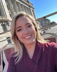 Jackie Layer's Instagram, Twitter & Facebook