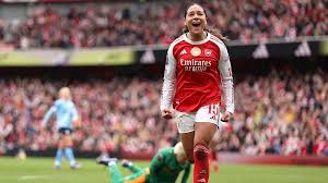 Smith scores again as Arsenal end Man City's winning run