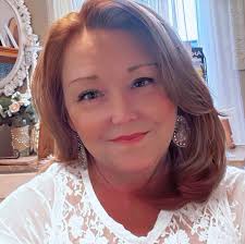 Oh The Places You'll Go" is a Dr. Seuss classic! Please welcome PSO Fidel  Mireles as tonight's guest reader for #BooksWithBadges! 📖🚓📚🚒  #readwithus #inthistogether #wearepublicsafety #tonguetwister