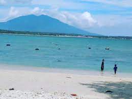 Harga tiket masuk pantai ancol berkisar rp 25.000 saja per orang. Konsisten Dengan Namanya Pantai Bagoes Kalianda Hadirkan View Super Bagus Untuk Wisatawan Destinasi Travel Indonesia
