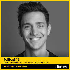 Randi Drake's Instagram, Twitter & Facebook