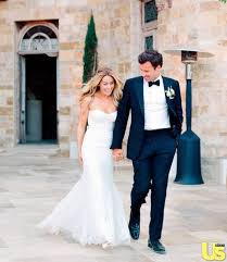 From cozy sweaters to the cutest wrap dresses, the collection has all of your fall favorites. Pictured Lauren Conrad S Wedding Photos Have Arrived At Last